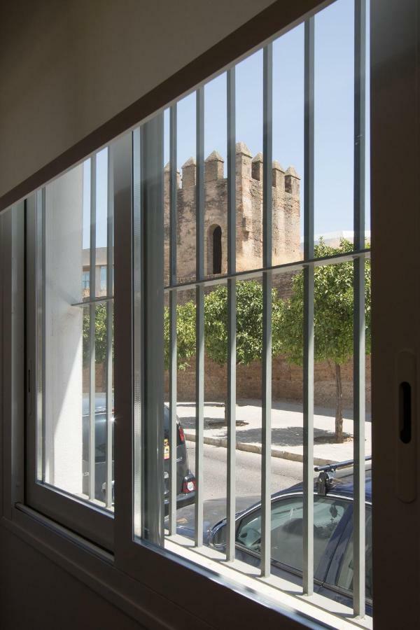 Murallas De Sevilla Apartamento Con Garaje 4 Pax Exterior foto